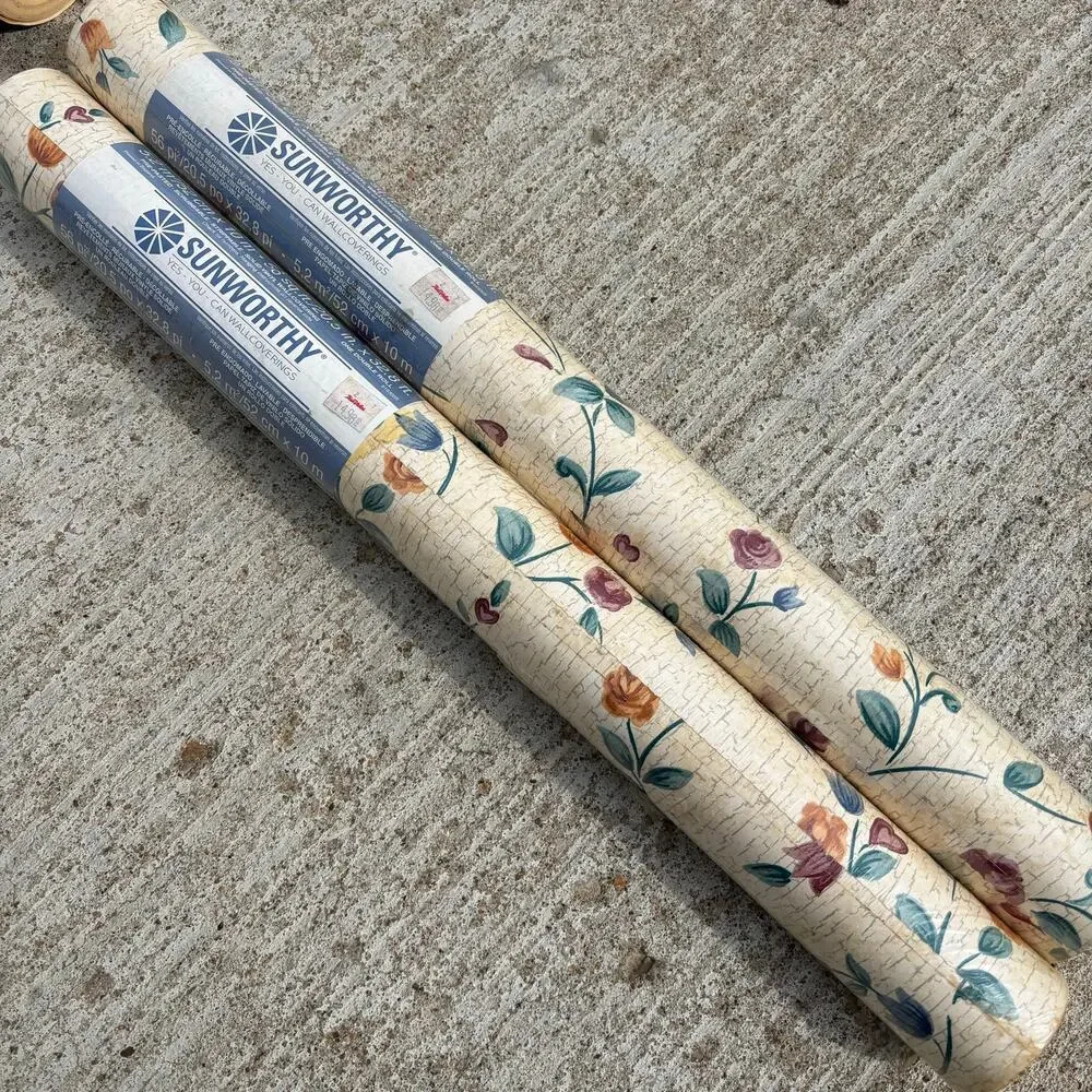 Lot of 2 Double Rolls Sunworthy Wallpaper Floral Flowers Wallcovering Pink cream